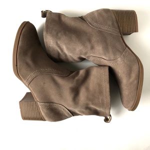 White Mountain Suede Leather Ankle Boot